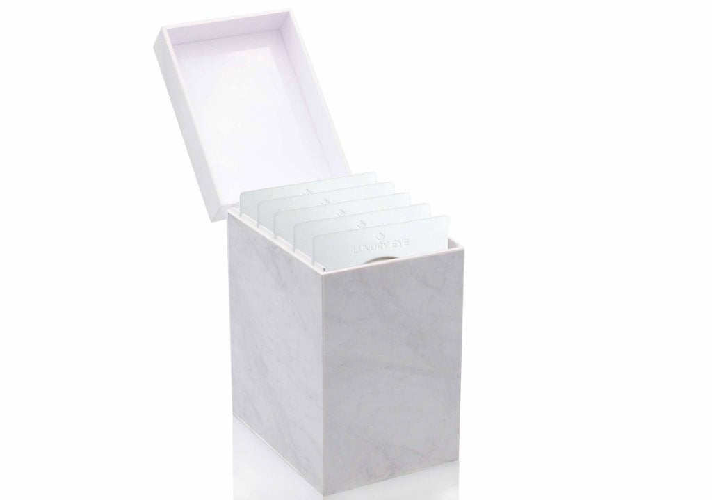 Acrylic Lash Palette Storage Box – Holds 5 Palettes